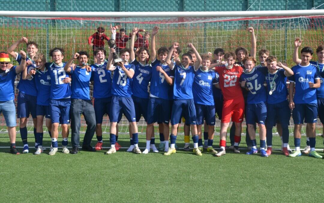 SCU U17 holt den Pokal